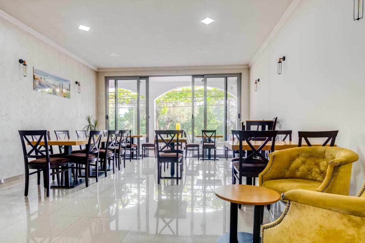 Sumice Inn Petrovac Extérieur photo